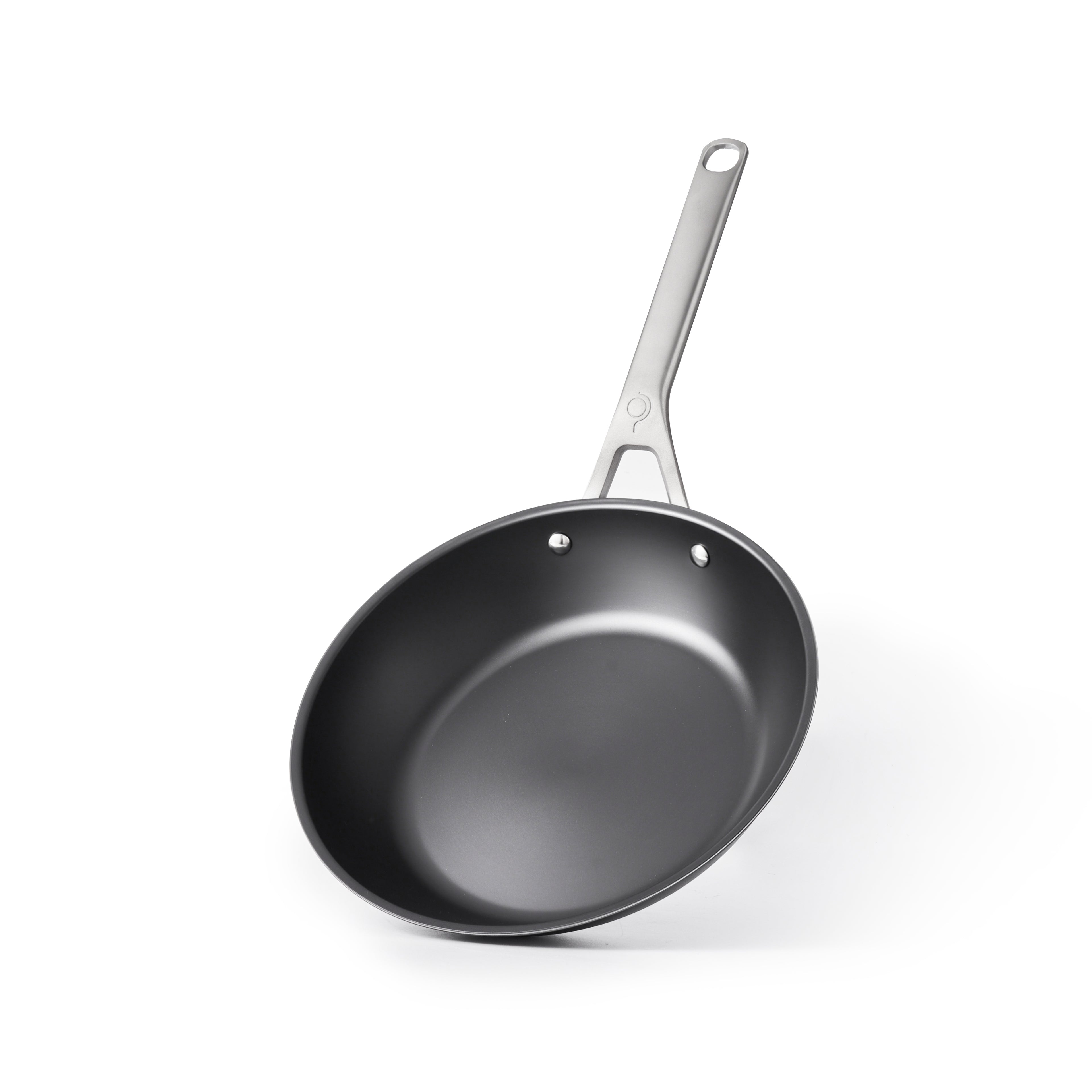 Tri-Ply Carbon Steel 9.5-Inch Frying Pan